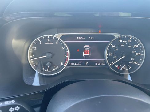 Used 2025 Nissan Pathfinder SV image 40