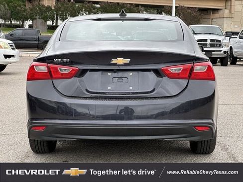 Used 2022 Chevrolet Malibu LS FWD image 5