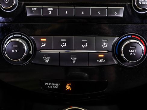 Used 2017 Nissan Rogue S FWD image 17