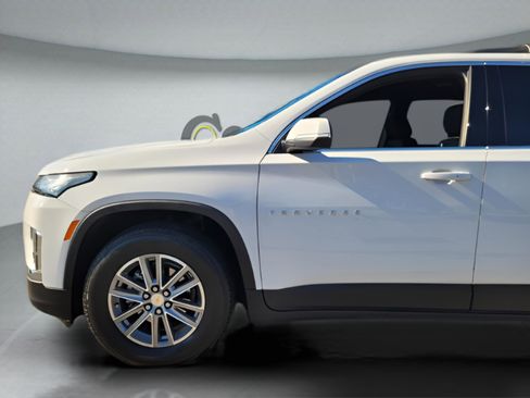Certified 2023 Chevrolet Traverse LT image 34