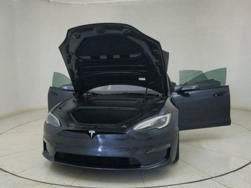 Used 2024 Tesla Model S image 76