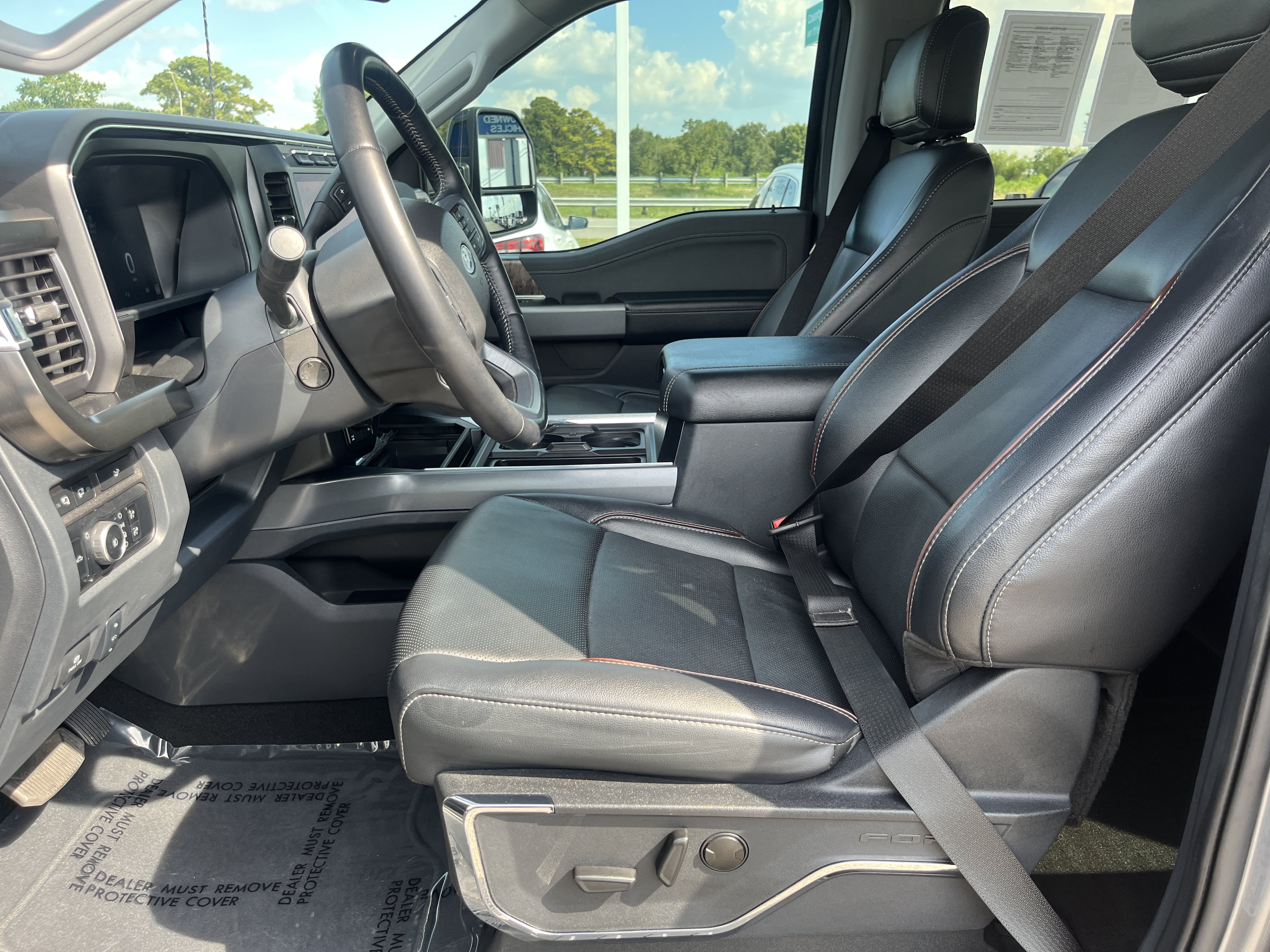 Used 2024 Ford F250 Lariat w/ Lariat Ultimate Package AWD/4WD image 15