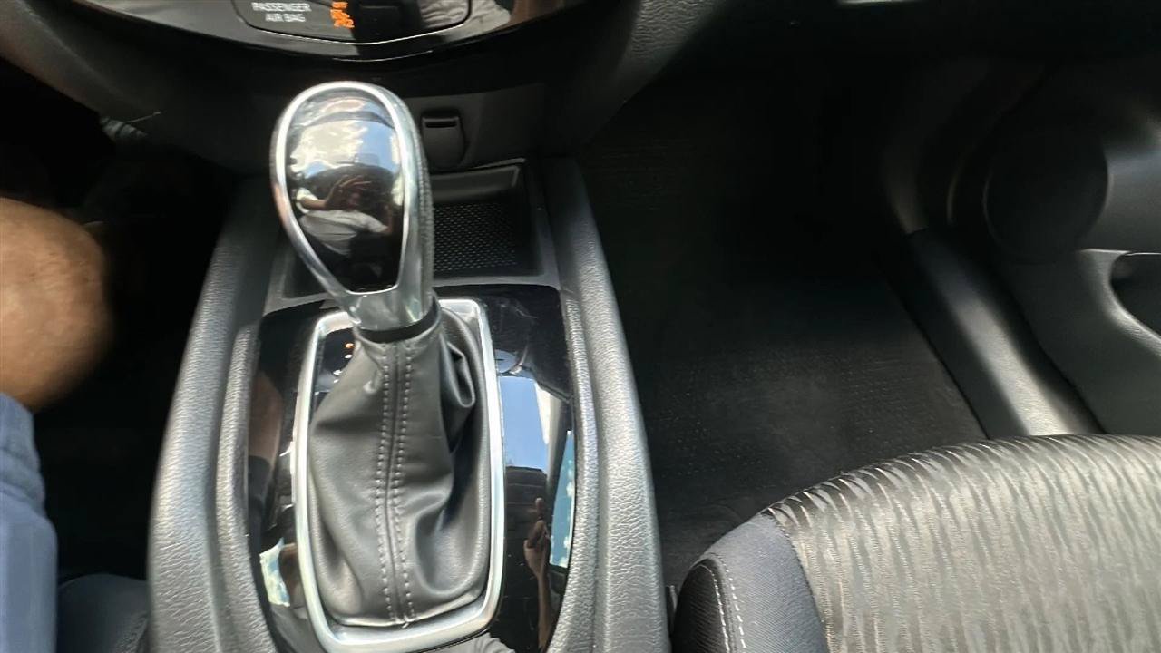 Used 2017 Nissan Rogue SV w/ Midnight Edition FWD image 37