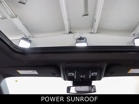 Used 2023 Chevrolet Tahoe Z71 w/ Luxury Package image 22