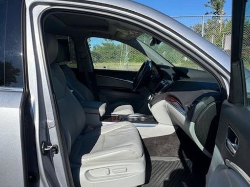 Used 2016 Acura MDX SH-AWD w/ Technology Package image 11