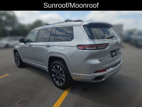 Used 2021 Jeep Grand Cherokee L Overland w/ Advanced Protech Group III AWD/4WD image 3