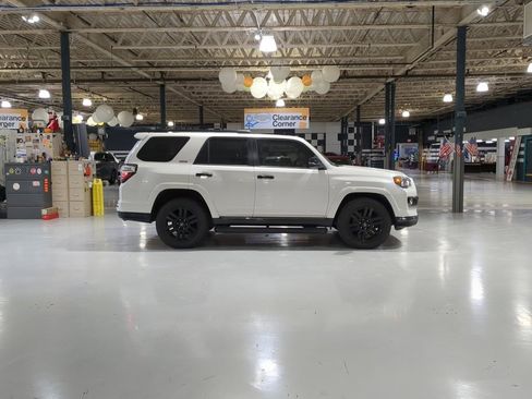 Used 2020 Toyota 4Runner Nightshade image 6