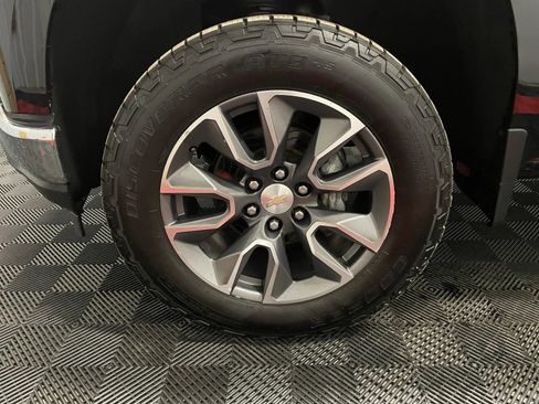 Used 2020 Chevrolet Silverado 1500 LT w/ All-Star Edition image 9