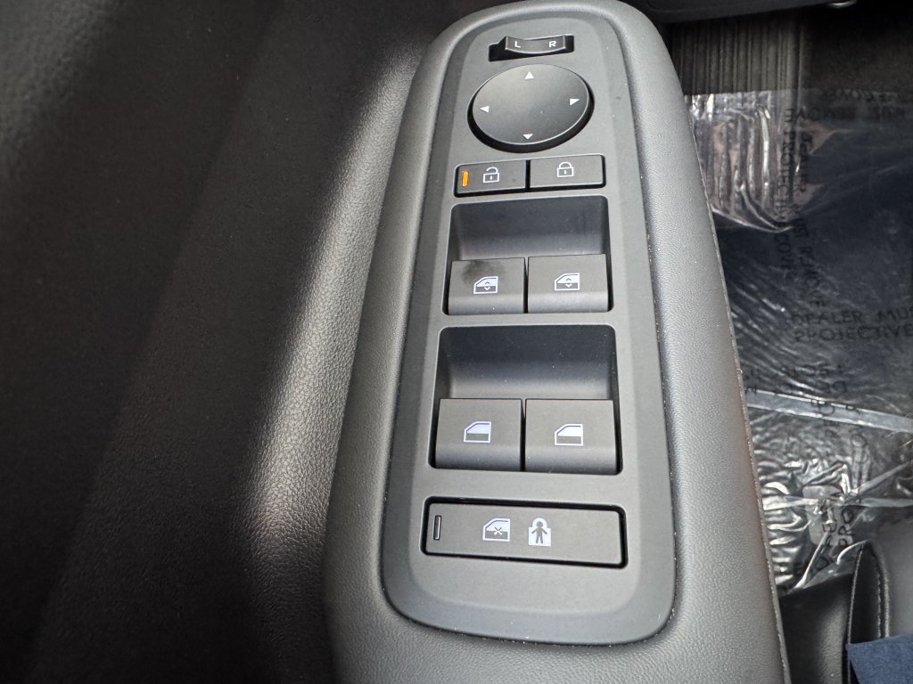 Used 2024 Hyundai Santa Fe XRT AWD/4WD image 30