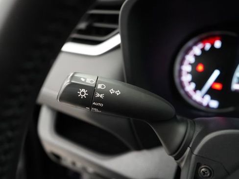 Used 2023 Toyota RAV4 XLE w/ Convenience Package image 18