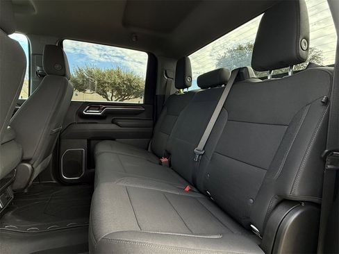 Certified 2025 Chevrolet Silverado 2500 LT w/ Convenience Package image 28