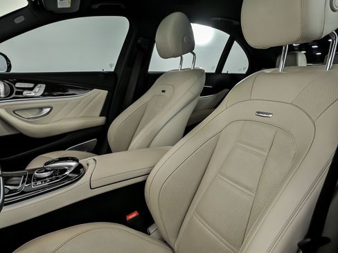 Used 2019 Mercedes-Benz E 63 AMG S w/ Driver Assistance Package image 24
