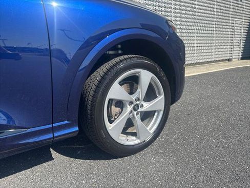 Used 2025 Audi Q5 Premium Plus w/ Premium Plus AWD/4WD image 33