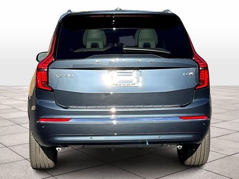 New 2026 Volvo XC90 T8 Ultra image 6