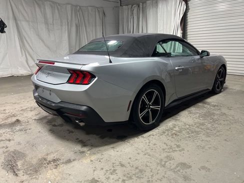 Used 2024 Ford Mustang Premium image 7