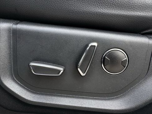 Used 2021 Ford Expedition Max Limited image 29