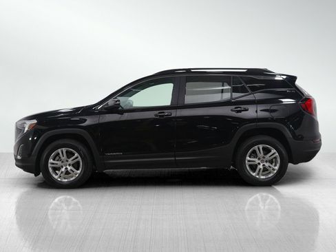 Used 2021 GMC Terrain SLE w/ Driver Convenience Package image 2