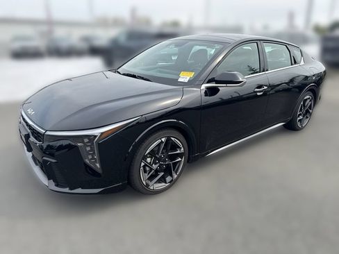 Certified 2025 Kia K4 GT-Line w/ GT-Line Premium Package FWD image 4