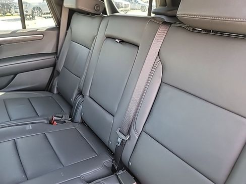 Used 2025 Chevrolet Tahoe Z71 image 13