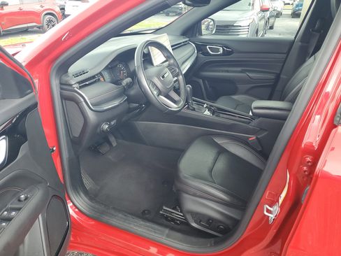 Used 2022 Jeep Compass Limited image 11