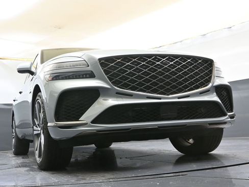 Used 2025 Genesis GV80 3.5T e-SC image 40