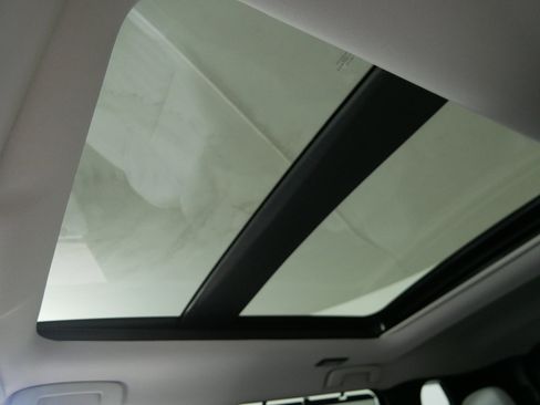 New 2025 Mitsubishi Outlander AWD image 7