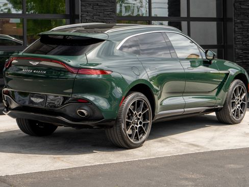 Used 2021 Aston Martin DBX AWD/4WD image 9