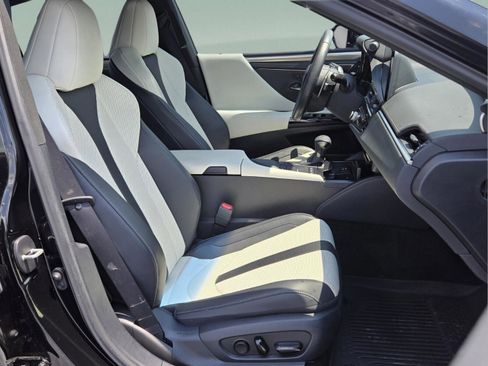 Certified 2022 Lexus ES 350 F Sport w/ Accessory Package 2 FWD image 27
