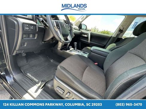 Used 2019 Toyota 4Runner SR5 AWD/4WD image 22