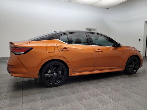 Used 2022 Nissan Sentra SR w/ Trunk Package image 10