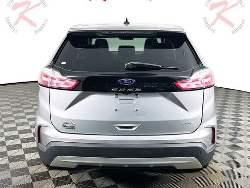 Used 2022 Ford Edge SEL image 6