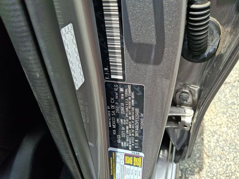 Used 2023 Kia Forte GT FWD image 27