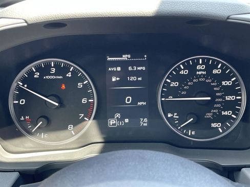 Used 2025 Subaru Crosstrek 2.0i Premium image 31