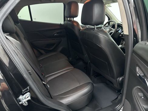 Used 2022 Buick Encore Preferred image 23