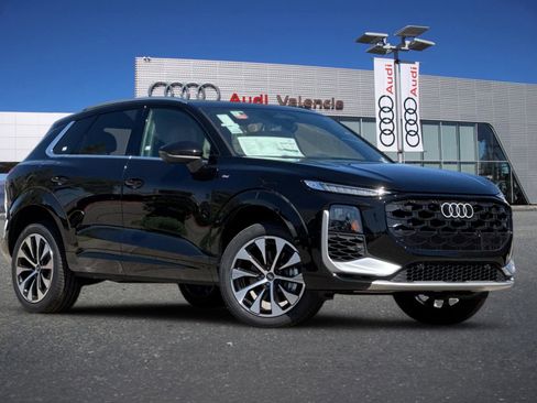 New 2026 Audi Q3 quattro 2.0T AWD/4WD image 2
