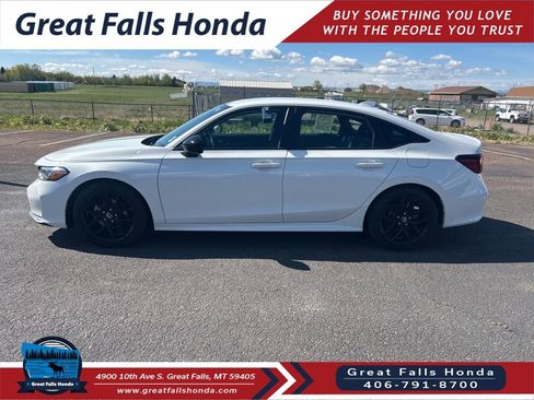 Certified 2025 Honda Civic Sport image 4