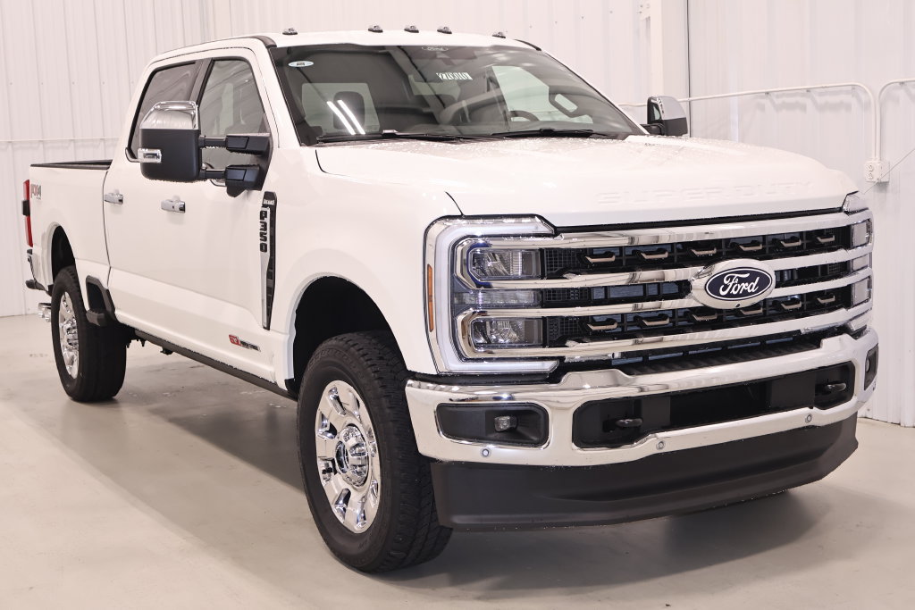 New 2027 Ford F350 King Ranch w/ Chrome Package AWD/4WD image 3