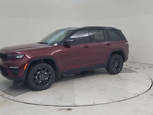 New 2025 Jeep Grand Cherokee Limited image 7