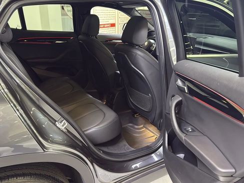 Used 2021 BMW X2 sDrive28i image 19