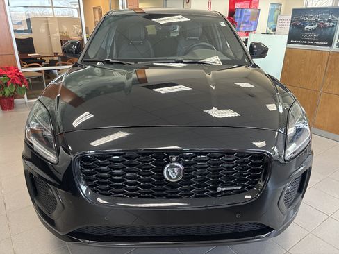 Certified 2024 Jaguar E-PACE R-Dynamic SE image 8