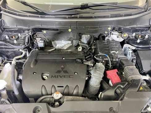 Used 2022 Mitsubishi Outlander Sport SE image 10