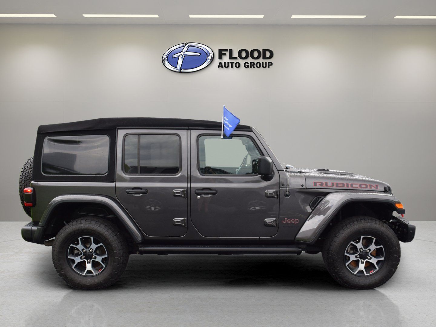 Used 2020 Jeep Wrangler Unlimited Rubicon w/ Dual Top Group AWD/4WD image 3