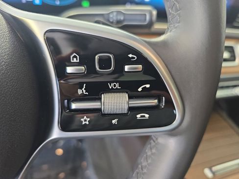 Certified 2020 Mercedes-Benz GLE 450 4MATIC image 20