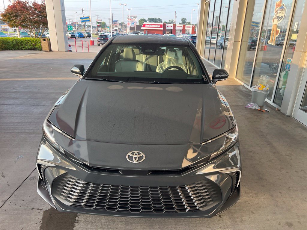 Used 2026 Toyota Camry SE FWD image 2