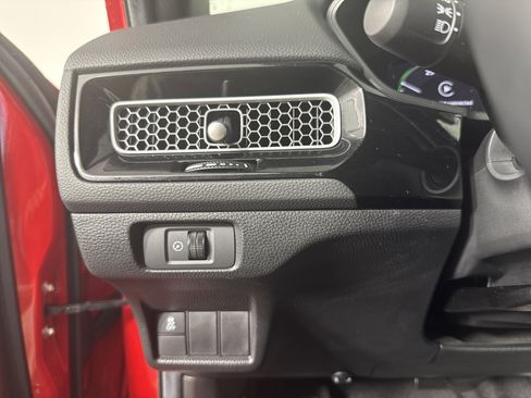 Certified 2025 Honda Civic Sport Touring image 27