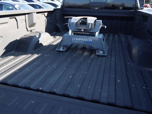 Used 2023 Chevrolet Silverado 3500 LTZ w/ LTZ Convenience Package image 12