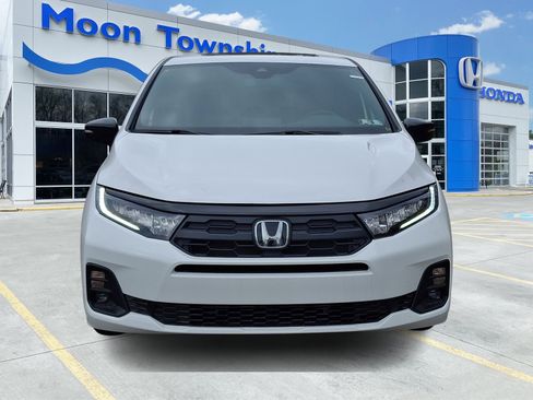 New 2026 Honda Odyssey Sport-L image 2