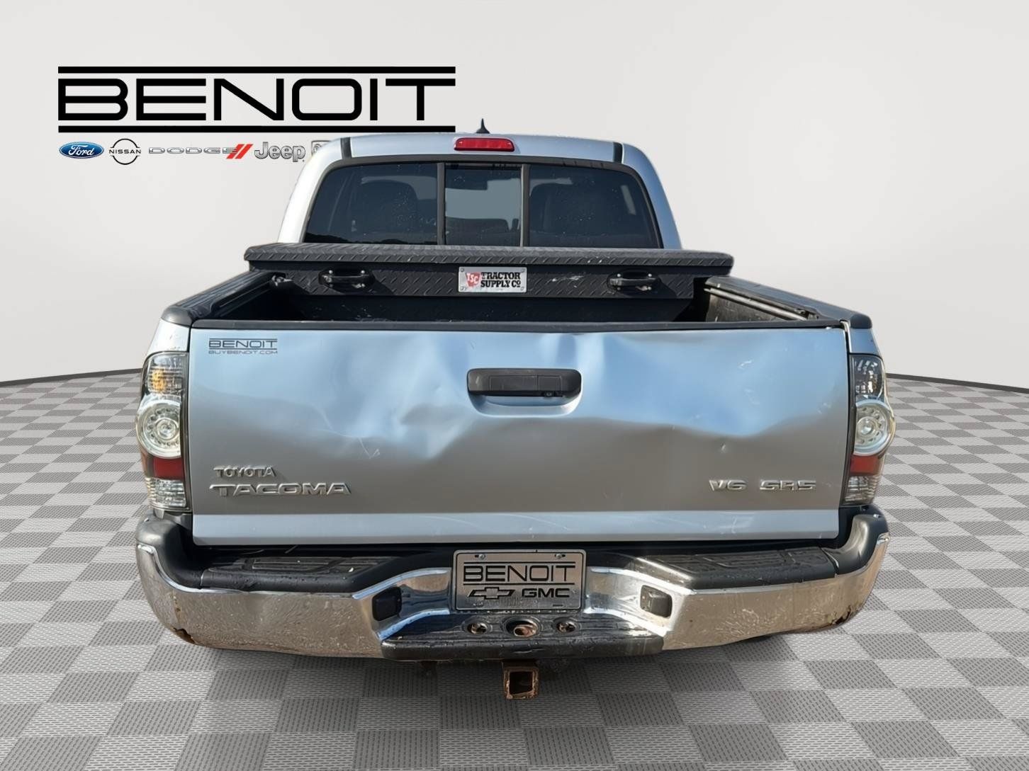 Used 2014 Toyota Tacoma 4x4 Double Cab w/ SR5 Package image 4