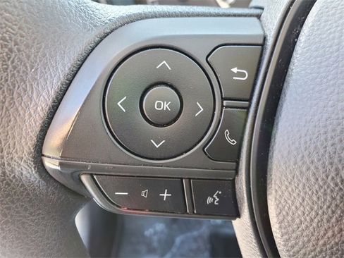 Used 2020 Toyota Corolla LE w/ LE Premium Package image 18
