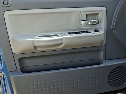 Used 2005 Dodge Dakota Laramie w/ Trailer Tow Group image 13